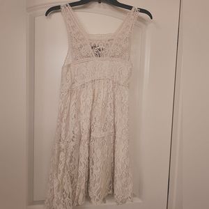 White Vintage Lace Dress - M